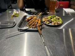 -马路牙子烧烤音乐酒馆(望京店)