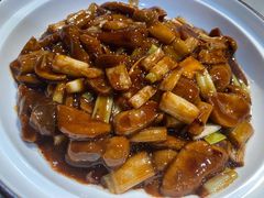 葱烧牛肝菌-周三的情书花园餐厅(江北店)