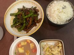 -意卡菲·欢乐聚会餐厅(华侨店)