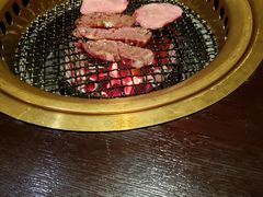 -山川小町·极番烧肉(新地假日广场店)
