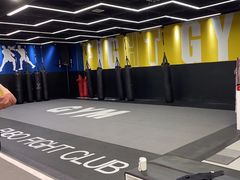 -成杰格斗·拳击·柔术·防身术(建设路店)