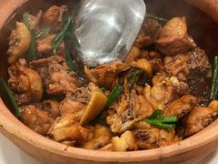 沙姜焗鸡煲-大唐靓汤江门私房菜(景田店)