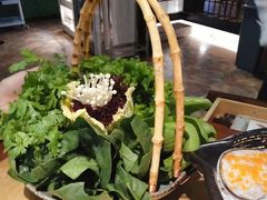 蔬菜拼盘-左庭右院鲜牛肉火锅(南通CBD大有境店)
