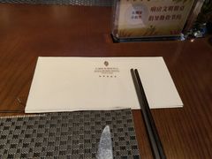 -君来湖滨饭店·玫瑰园