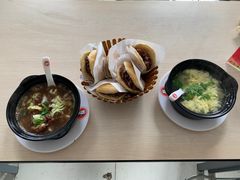 -闫家驴肉老店(华电一校店)