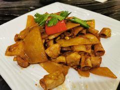 酸笋炒竹肠-美极鲜食坊(宝安南路店)