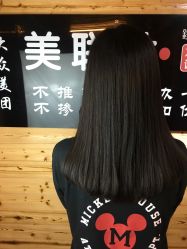-镁连社·美联社