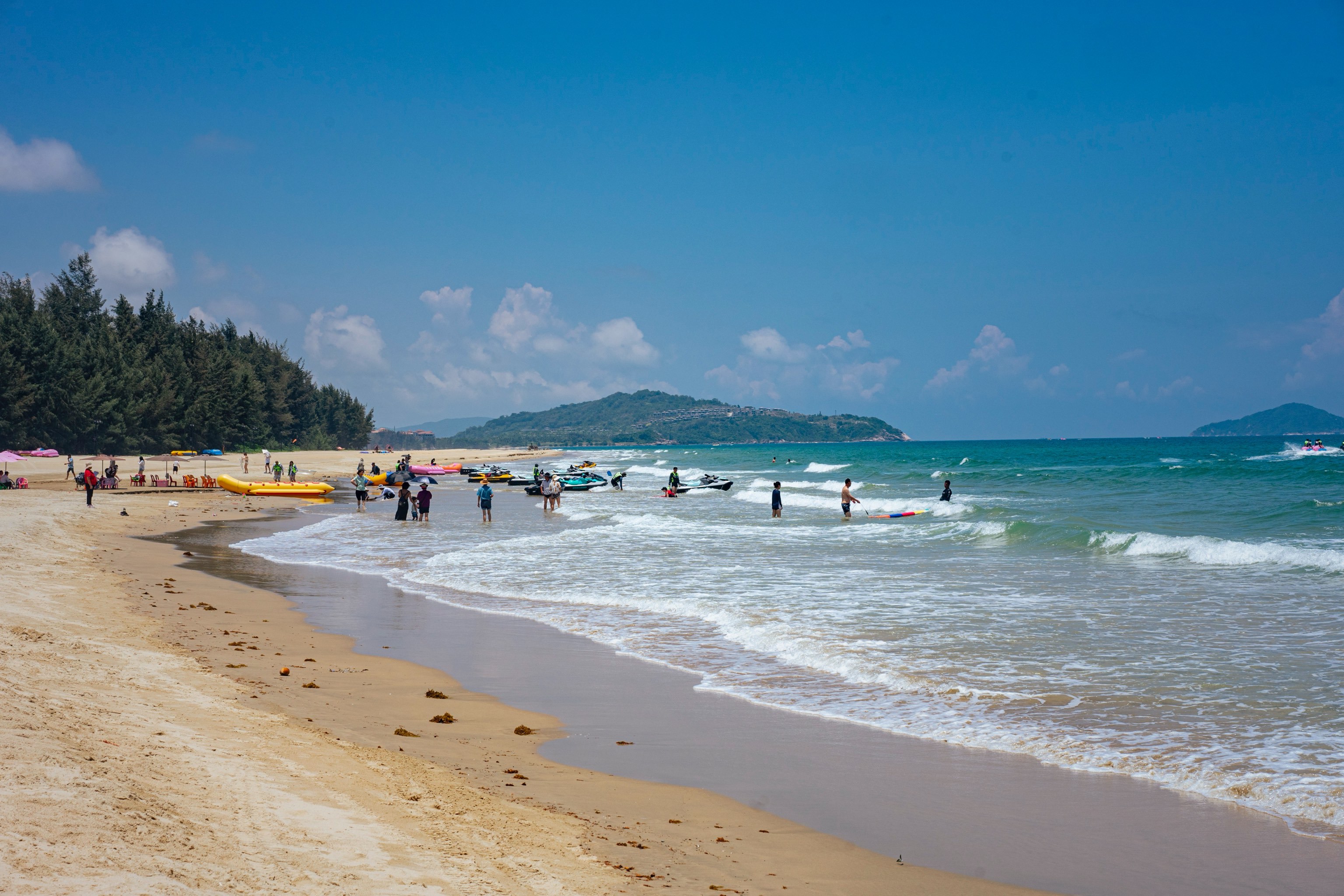 没在石梅湾看过玻璃海和软沙滩,等于白来万宁
