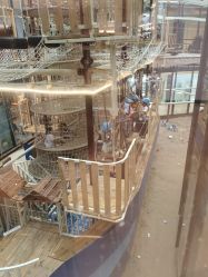 -PIPIKINGDOM皮皮王国欢乐号(欢乐海岸购物中心店)