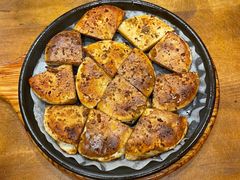 料理烤特色火烧-老东镇啤酒屋海鲜加工·蒸汽海鲜·海鲜烧烤(台东店)