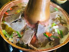 牦牛肉火锅-陀岗美食·云南藏式特色餐厅