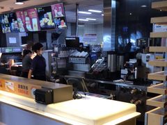 -麦当劳(海岸城店)