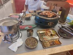 -龙虾奇迹泥炉烤肉(大华三路店)