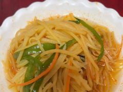 -金杨拉面王小吃面馆·牛三宝面·红烧牛肉粉