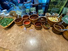 -云阿蛮云南生烫牛肉米线(奉贤路店)