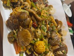 -东来菜馆•手抓海鲜家常菜•海鲜锅贴(鸽子窝店)
