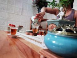 -闺蜜瑜伽·普拉提女性塑形馆