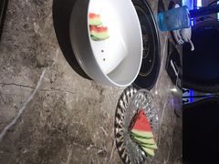 -三人行骨头王火锅(长寿店)