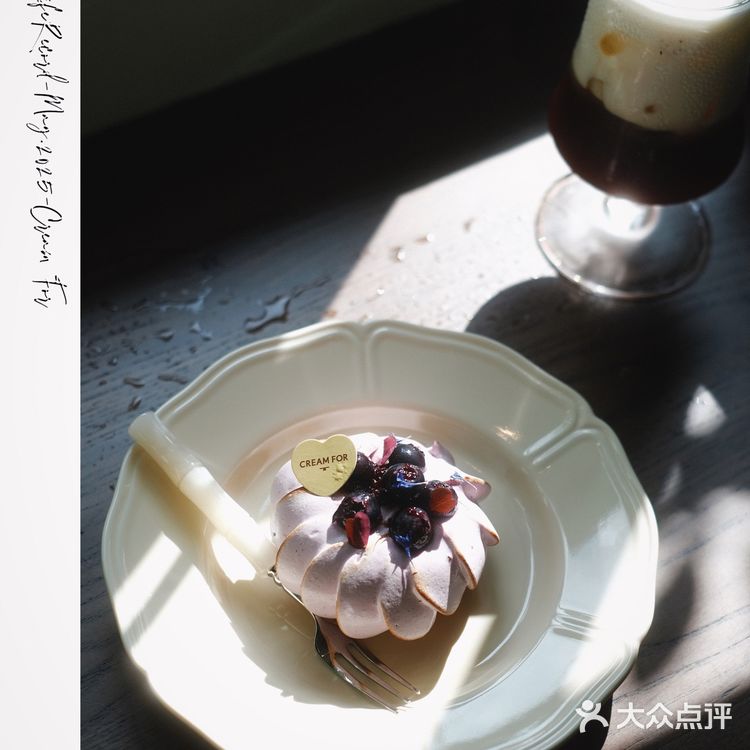 新的童話花園小木屋甜品店|吃到漂亮的法甜