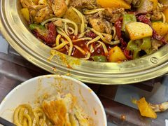 -牛一嘴·兰州牛肉面·大盘鸡(财富中心店)