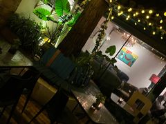 -脚下咖啡·CHILL酒馆(灵光东巷店)