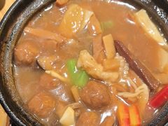 -有红鸡毛店·砂锅菜(抚琴夜市店)