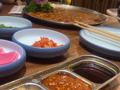 -明洞阿姨·韩式酱蟹烤肉·创意料理(三元桥店)