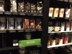 -星巴克臻选(南京金茂览秀城店)
