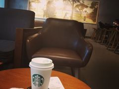 -星巴克臻选(上海虹桥新天地三店)