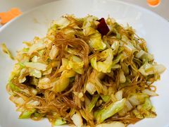 炝炒圆白菜粉丝-旺顺阁鱼头泡饼(小红门店)