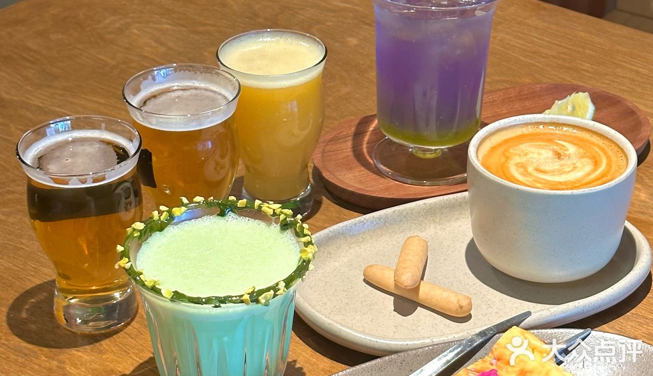 精酿配甜品，下午茶买醉石锤了…