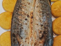 烤鲅鱼-洁神饭庄·海鲜·青岛菜·30年老字号(五四广场店)