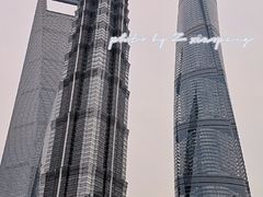 -陆家嘴空中步行连廊
