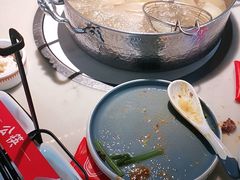 -左庭右院鲜牛肉火锅(浦江欢乐颂店)