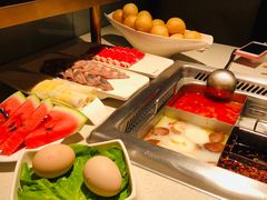 -海底捞火锅鲜切牛肉主题店(长寿路店)