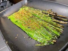 -许哥东北烧烤·铁丳烤串·宫后夹肉(繁花中心店)