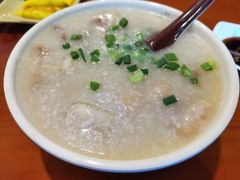 -洲心明记烧肉大粥