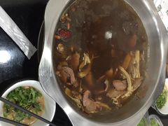 -翠山·映月湖景餐厅(映月湖公园店)