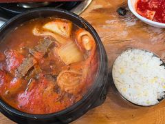 -喇喇排骨火锅·传统韩式脊骨汤(望京西园总店)