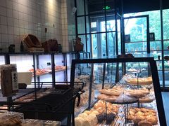 面包甜点陈列柜-81bakery(关山路店)