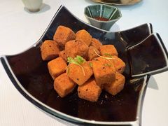 黑松露脆皮豆腐-桂满陇·手作小笼包&江南叫花鸡(中山公园店)