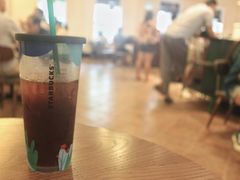 -星巴克臻选(广州沙面店)