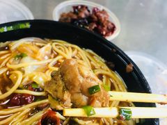 -越洋肖氏老米线(杨家坪店)