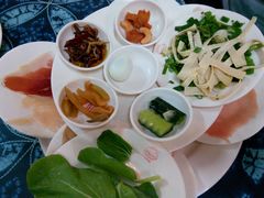 -桥香园云南过桥米线(金马碧鸡店)