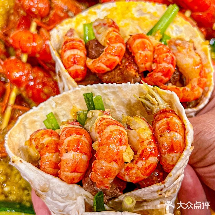 不用去淄博就能吃到！小饼卷一切！