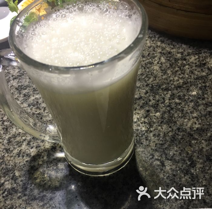 来一瓶82年的敌敌畏.上传的图片