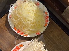 -牛市坎火锅(建设路店)