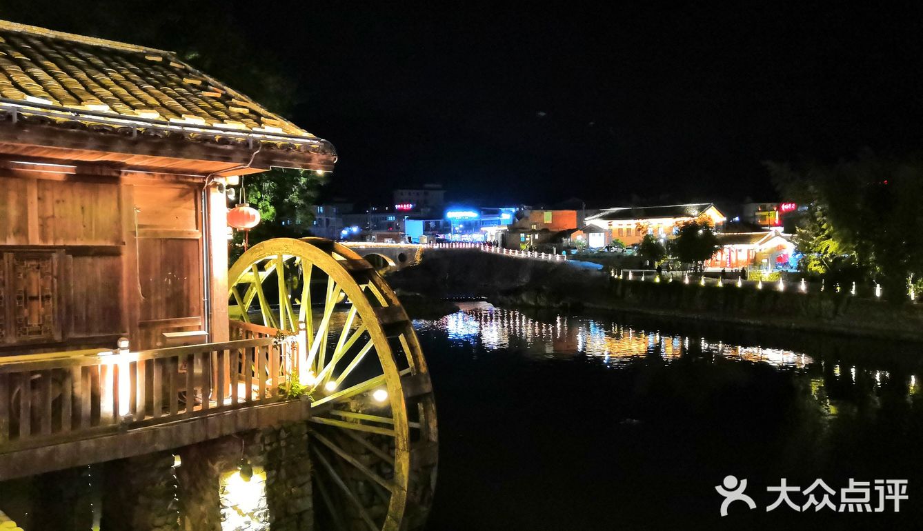 大风车和石头桥是电影云水谣取景地