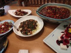 -海派美食·家宴海鲜青岛菜·石锅鲽鱼头(东方城店)