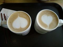 -Who乎coffee&bar